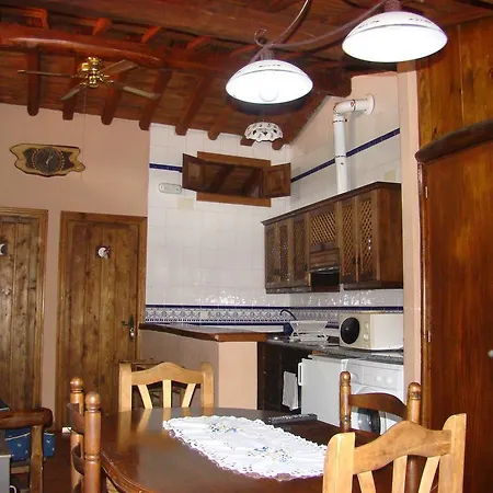 La Ortiga * Robledillo De Gata