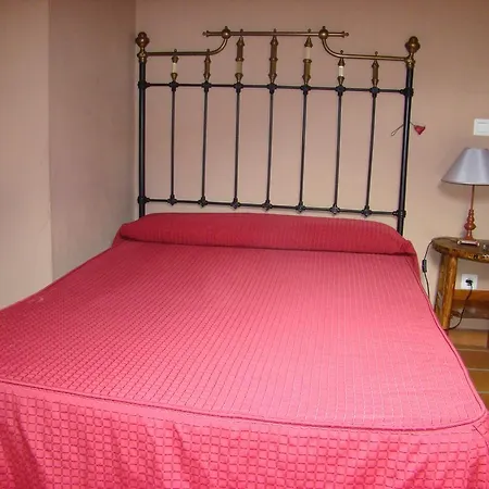 La Ortiga Casa de Campo *