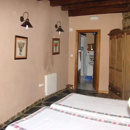 La Ortiga * Robledillo De Gata