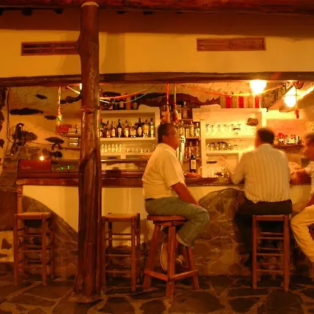 La Ortiga * Robledillo De Gata