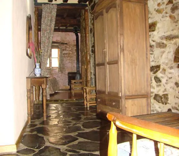 La Ortiga * Robledillo De Gata