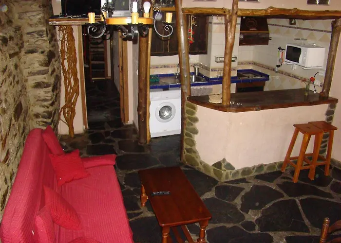 La Ortiga * Robledillo De Gata