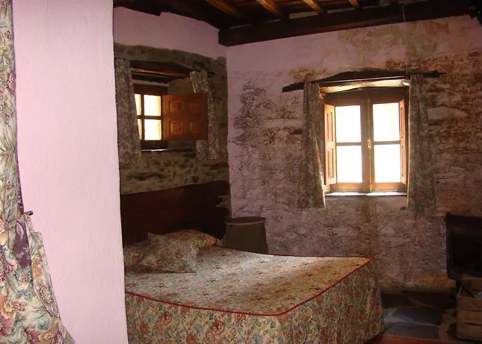 La Ortiga * ロブレディージョ・デ・ガタ